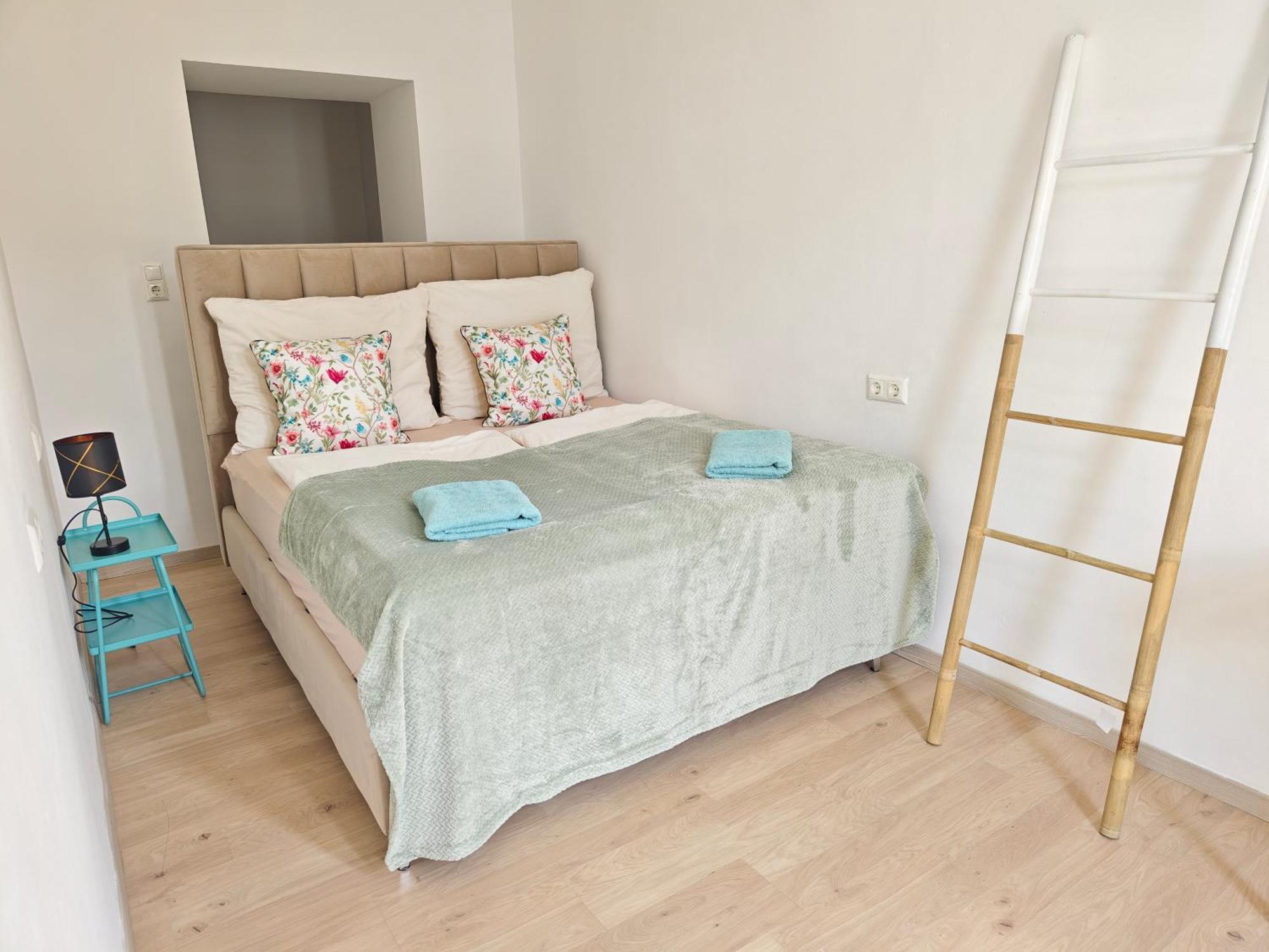 The Mint Apartment - Schoenbrunn Palace Βιέννη Εξωτερικό φωτογραφία